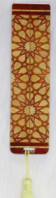 Marque-page avec pompon en sabra jaune - Motif rosace architecturale