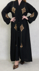 Robe Abaya Dubai noire de qualite avec ceinture de serrage interne, strass et nombreuses broderies ideale pour la fete de l'Aid 2022